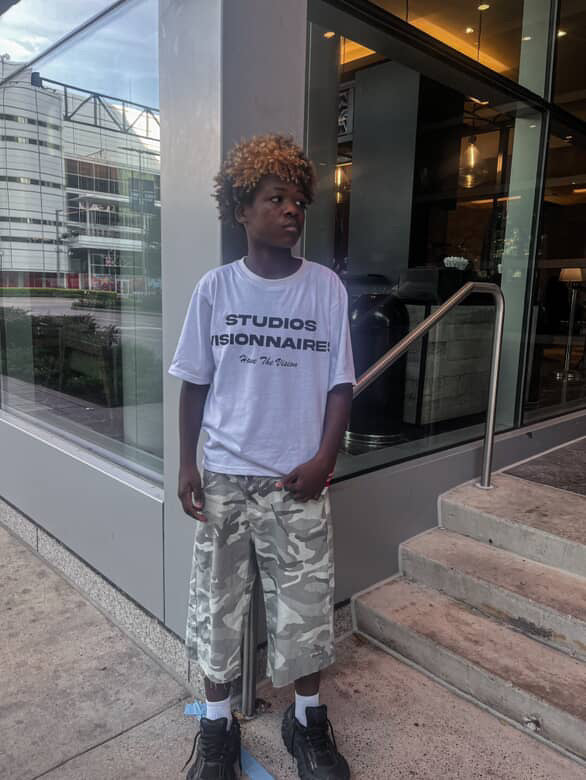 VISIONNAIRES TEE (WHITE)