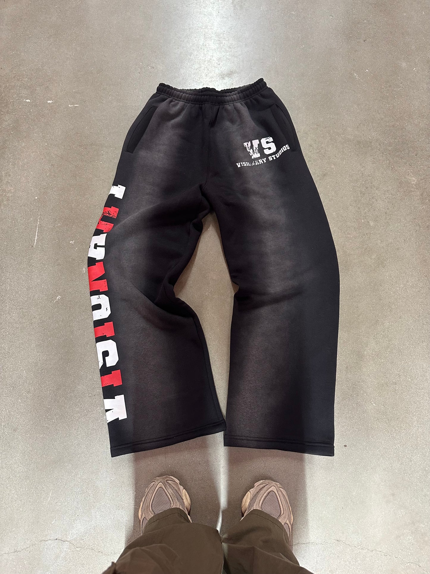 VISIONARY SWEATS
