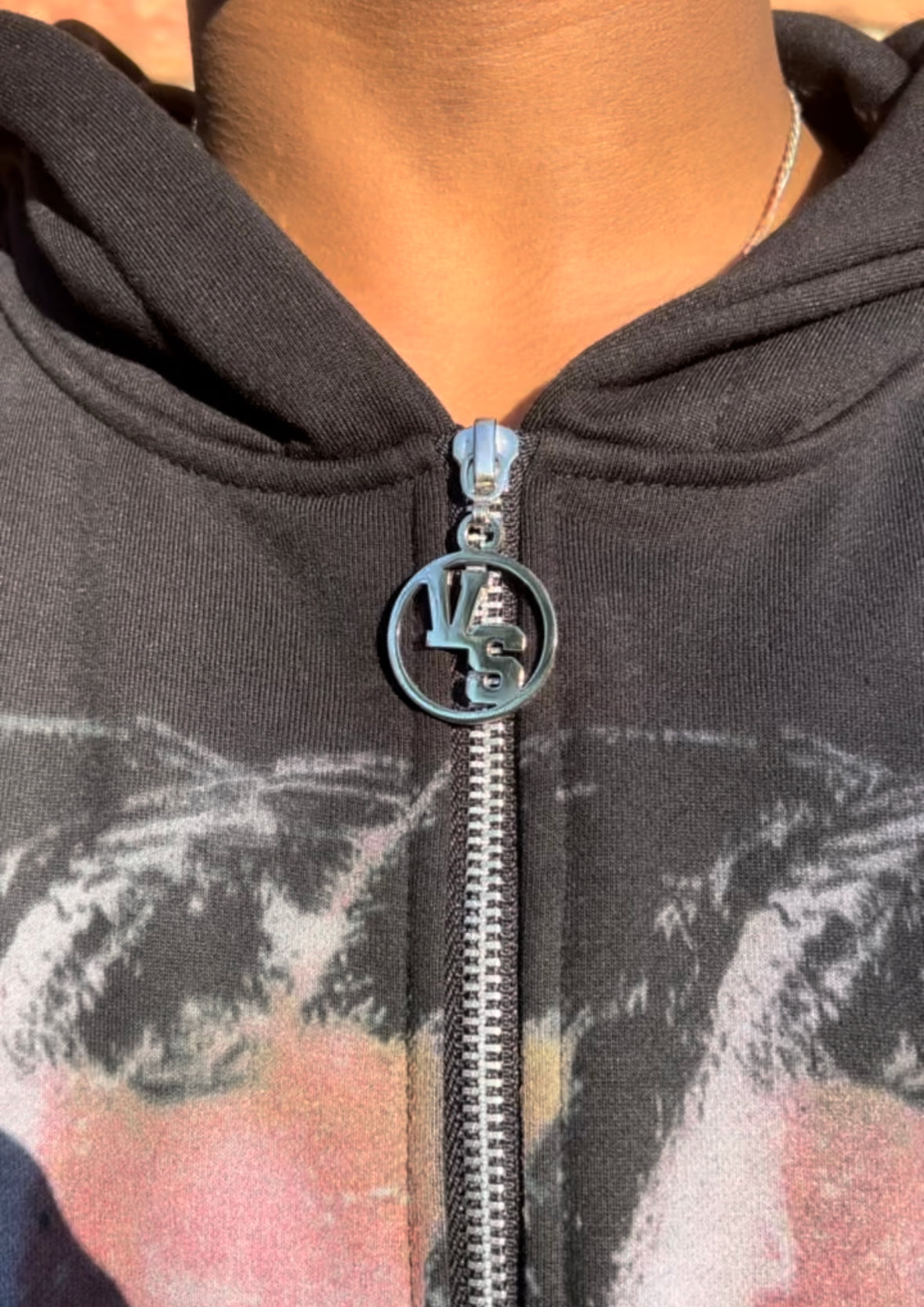 VISIONARY STUDIOS ZIP (BLACK)
